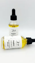 Load image into Gallery viewer, SERUM OIL TO BRIGHTEN.  AGE SPOT