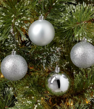 Load image into Gallery viewer, 50ct Shatter-Resistant Round Christmas Tree Ornament Set .
