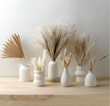Load image into Gallery viewer, Set of 6 White Ceramic Bud Vases for Flowers, Pampas Grass Small Vases for Farmhouse Boho Decor, Decorative Vases for Centerpiece, Wedding Decoration, Home and Office, Room and Table Decor